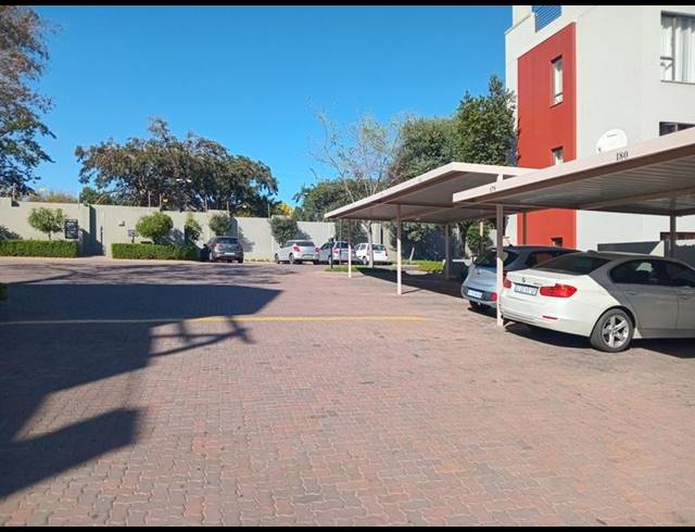 1 BEDROOM APARTMENT FOR SALE IN FOURWAYS